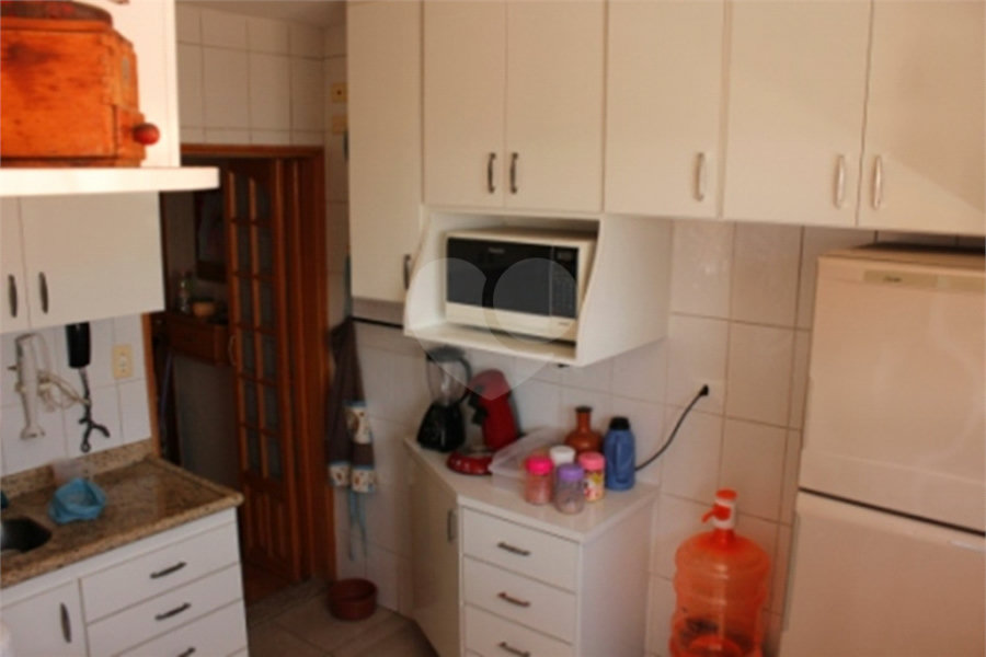 Apartamento 03 Dorm 02 Banheiros 01 Vaga na Saúde para Venda.