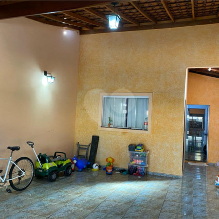 Vende-se casa no Jardim Paulistano 02 dormitórios