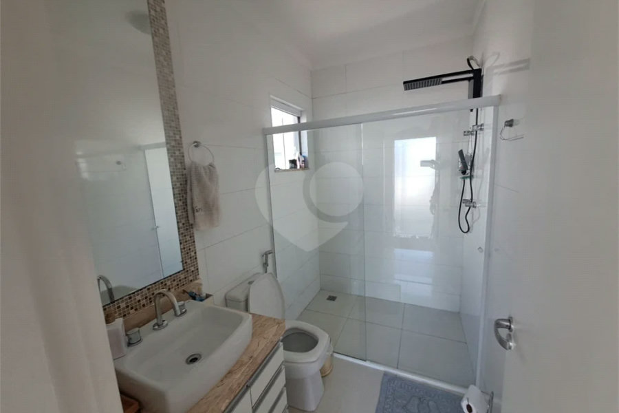 Linda Casa 3 dormitórios com piscina - R$ 950.000,00