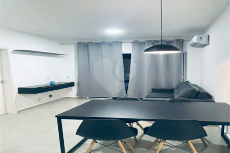 Apartamento à venda com 2 quartos, sendo 1 suíte, no condomínio Parque Dos Girassois, São Carlos - SP
