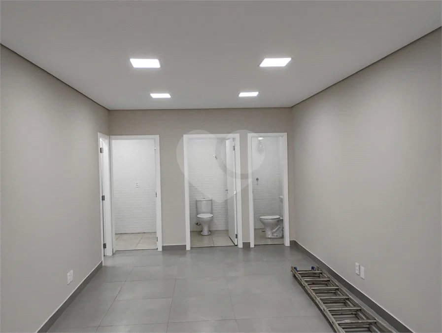 Aluga-se Salão Comercial na Vila Mascote
