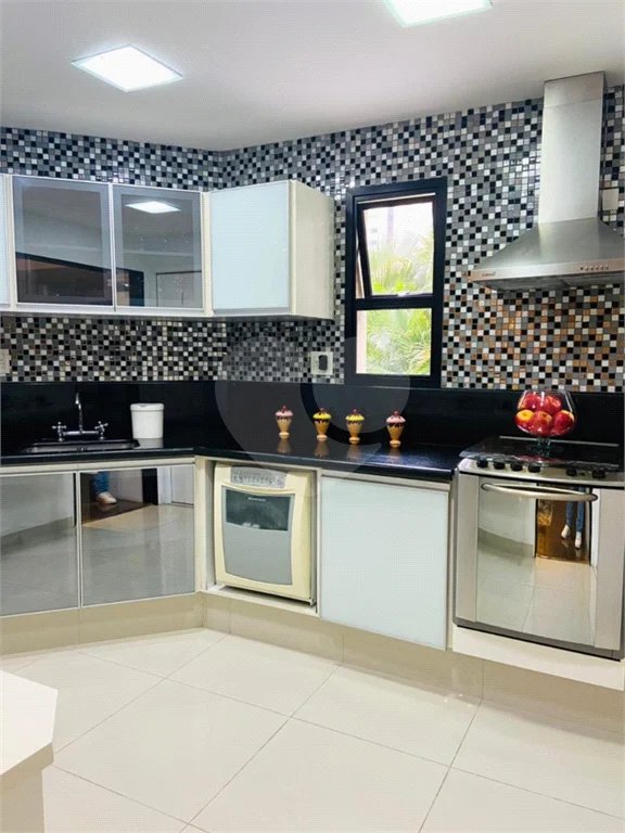 Apartamento com 170m² , 2 dormitórios , sendo 2 suítes , 3 vagas , à venda no bairro Jardim , em Santo André.