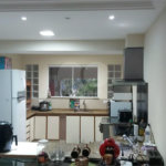 Sobrado com 224m² , 3 dormitórios , sendo 2 suítes , 3 vagas de garagem , 7 banheiros , à venda na Vila Scarpelli em Santo André.