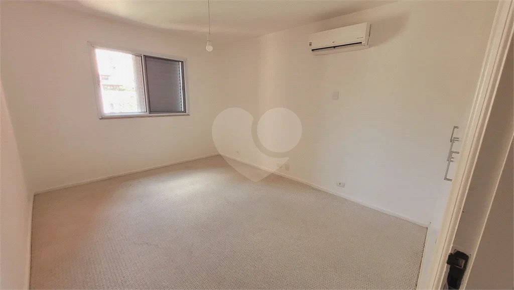 Apartamento sofisticado em localização privilegiada no Itaim Bibi – próximo ao Parque do Povo e Shopping JK Iguiatemi