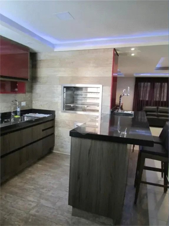 Apartamento no Edifício Bellagio, com 3 dormitórios, sol da manha e na modalidade porteira fechada.