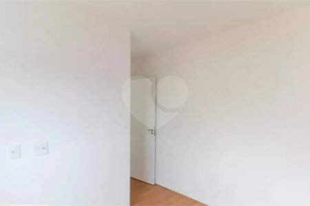 Apartamento com 50m², 2 dormitórios, 1 vaga, á venda em Itaquera.