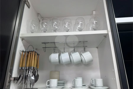 O Seu Apartamento Exclusivo: 74 m² Reformados ao Lado do Ibirapuera!