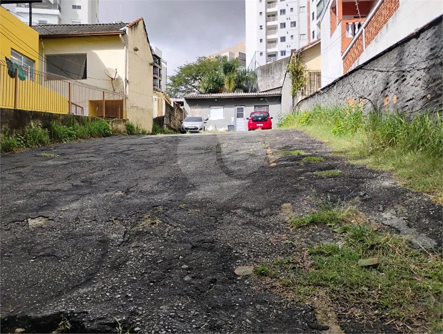 Terreno à Venda na Vila Guarani | 320 m² | 10 x 32 m