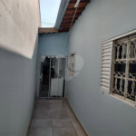 Casa térrea no Cidade Aracy .