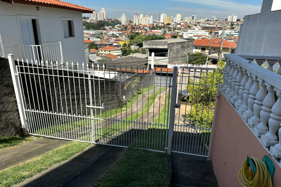 Sobrado à venda com 3 quartos, sendo 1 suíte, em Vila Nova Mazzei, São Paulo, SP