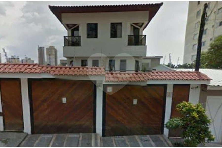 Sobrado à venda com 6 quartos, sendo 2 suítes, em Santana, São Paulo, SP