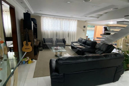 Casa à venda ou para alugar com 4 quartos, sendo 2 suítes, em Vila Rosália, Guarulhos, SP