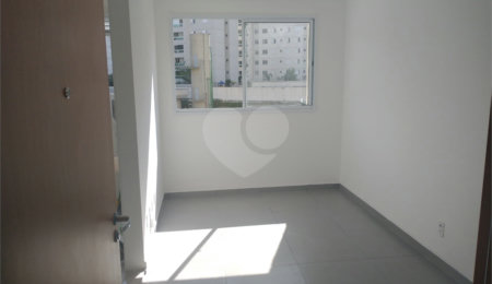Apartamento à venda com 2 quartos em Jardim Íris, São Paulo, SP