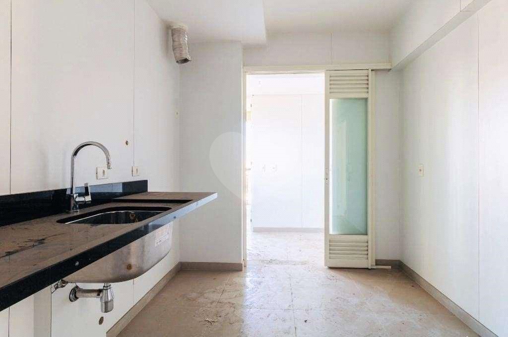 Apartamento à venda com 3 quartos, sendo 1 suíte, em Jardim da Saúde, São Paulo, SP