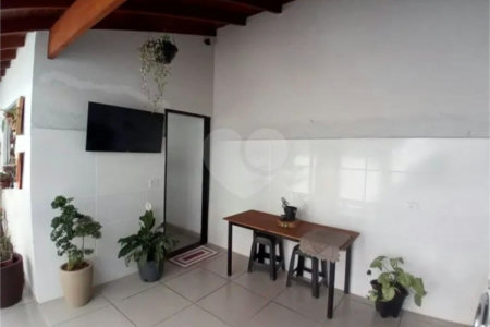 Casa à venda com 3 quartos, sendo 1 suíte, em Jardim Wanel Ville V, Sorocaba, SP