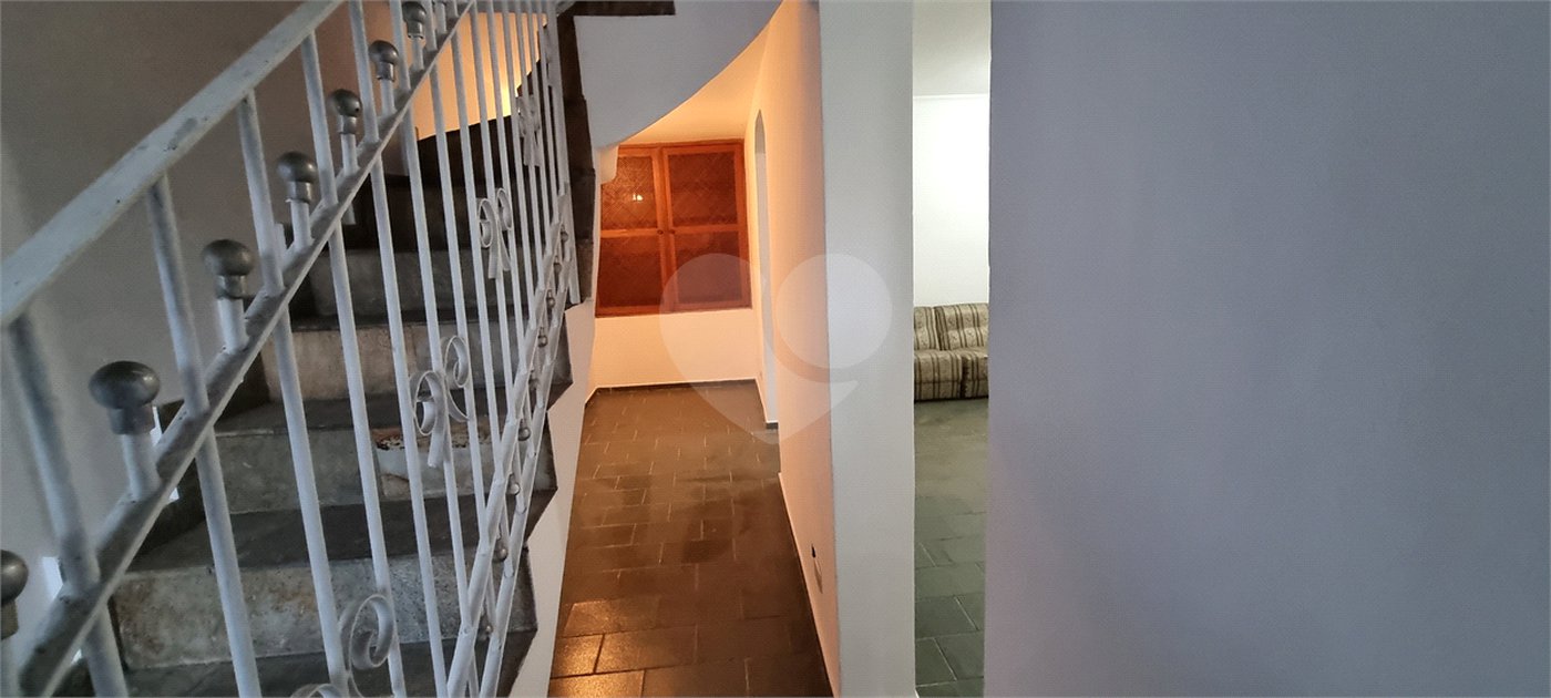 Casa à venda com 3 quartos, sendo 1 suíte,  em Jardim Rosa Maria, São Paulo, SP