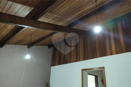 Sobrado à venda com 5 quartos, sendo 1 suíte, em Jardim Brogotá, Atibaia, SP