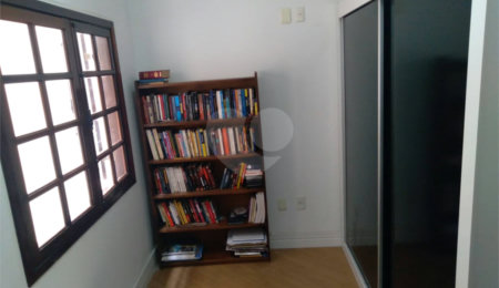 Sobrado à venda com 3 quartos em Jardim das Indústrias, São José dos Campos, SP