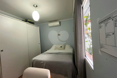 Casa à venda com 3 quartos, sendo 1 suíte,  em Jardim Casablanca, São Paulo, SP