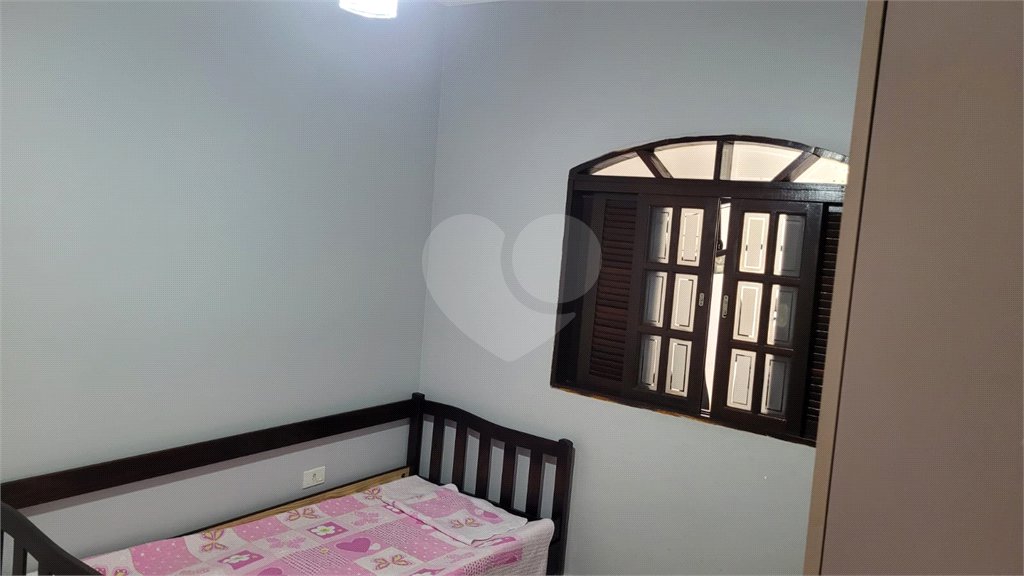 Casa à venda com 6 quartos, sendo 2 suítes, em Laranjeiras, Caieiras, SP