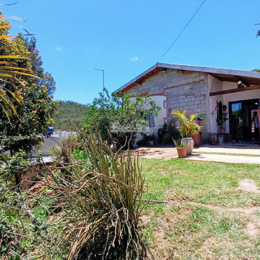 Casa à venda com 2 quartos em Rio Acima 2, Atibaia, SP