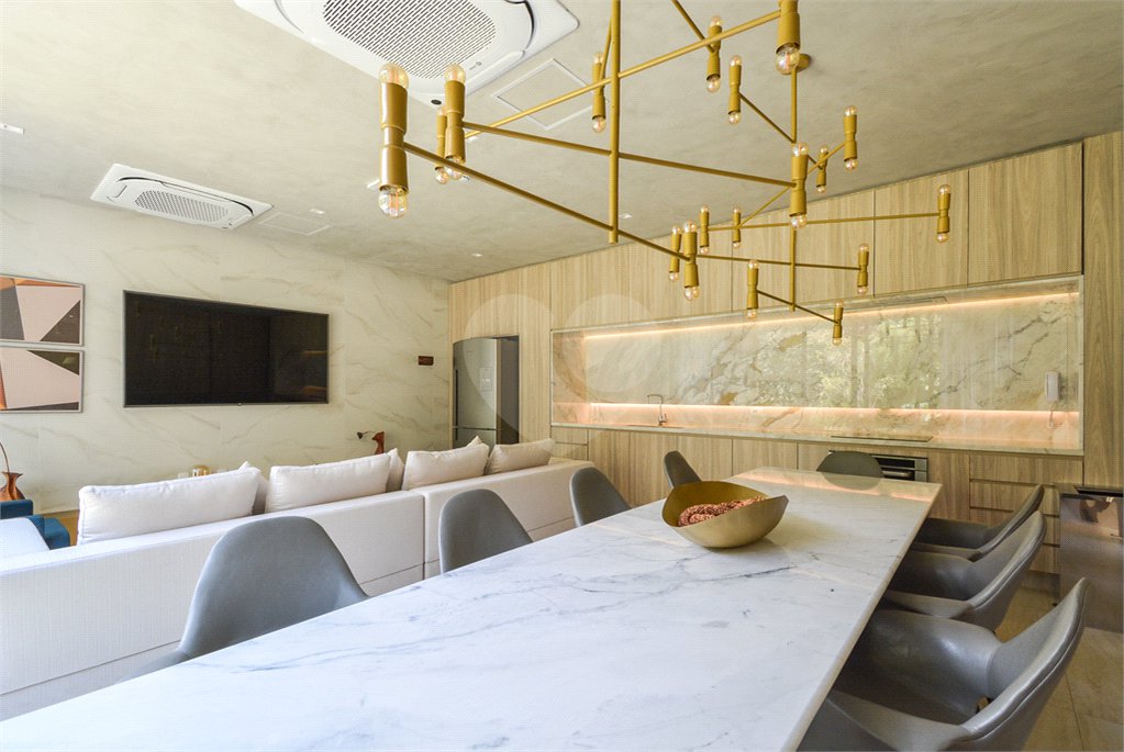 Apartamento à venda com 1 suíte em Vila Nova Conceição, São Paulo, SP