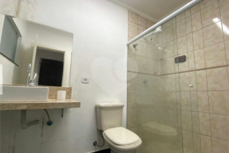 Casa para alugar com 5 quartos, sendo 3 suítes,  em Vila Oliveira, Mogi das Cruzes, SP
