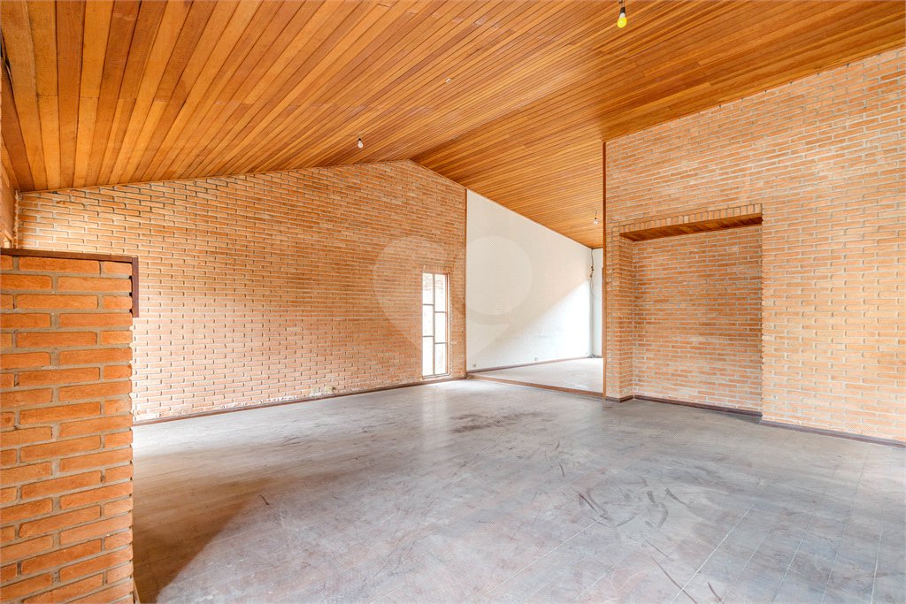 Casa Térrea à venda com 4 quartos, sendo 1 suíte, em Brooklin, São Paulo, SP