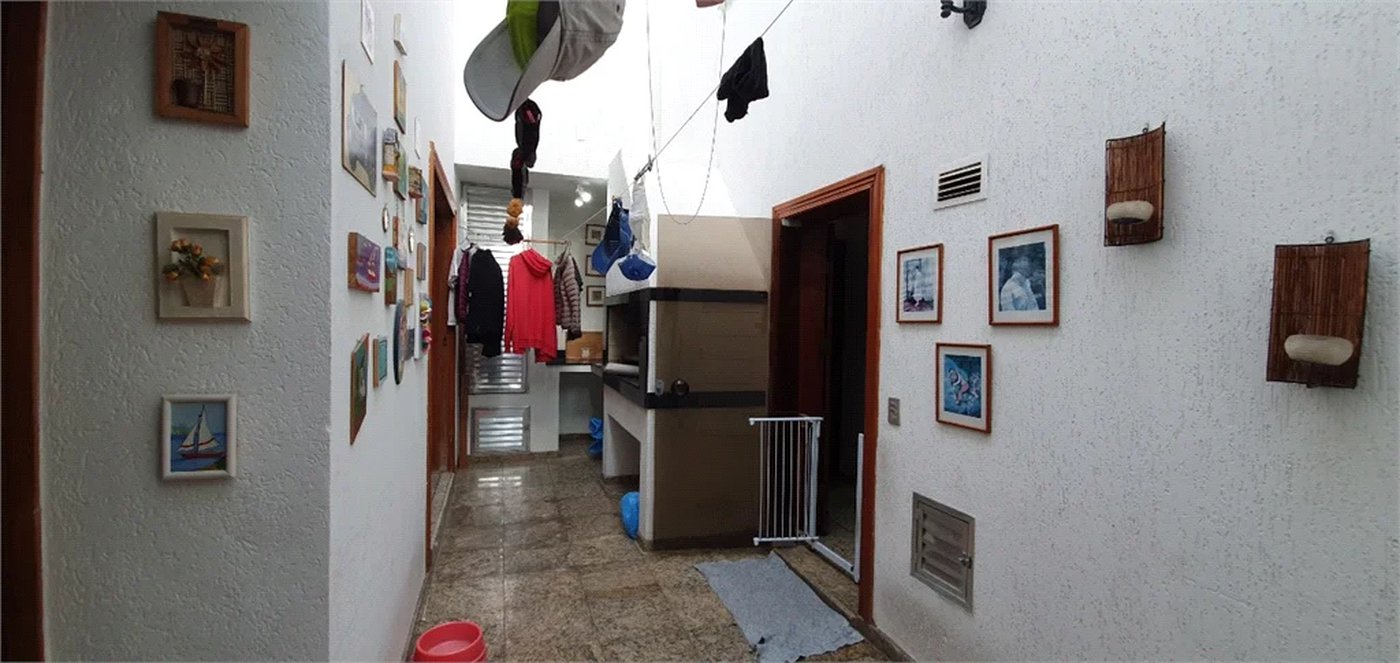 Casa à venda com 4 suítes em Vila Cordeiro, São Paulo, SP