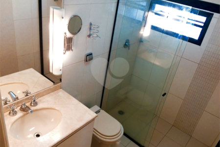Apartamento à venda ou para alugar com 1 quarto em Vila Olímpia, São Paulo, SP