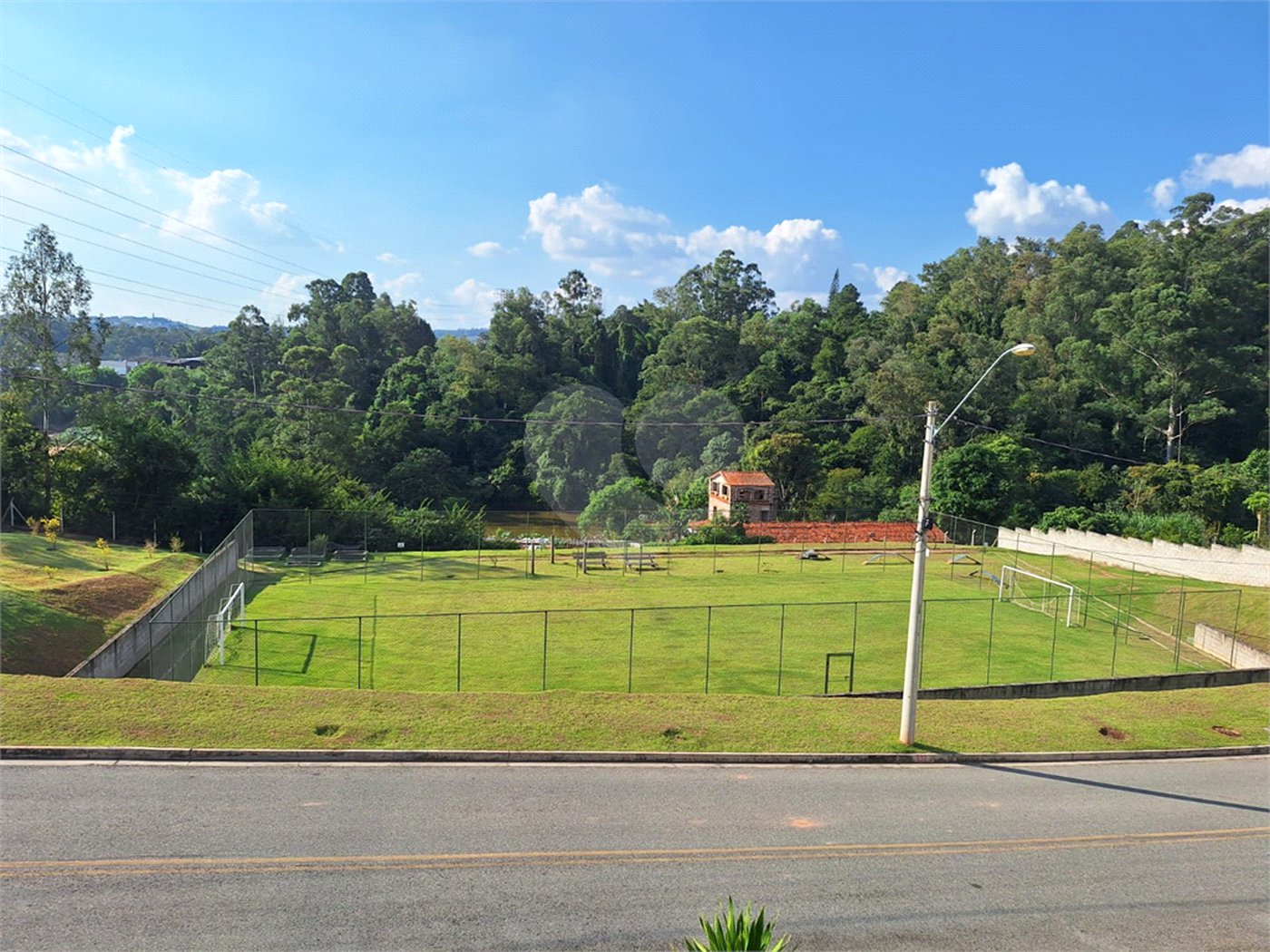 Terreno à venda no condomínio Reserva dos Jatobás, Louveira - SP