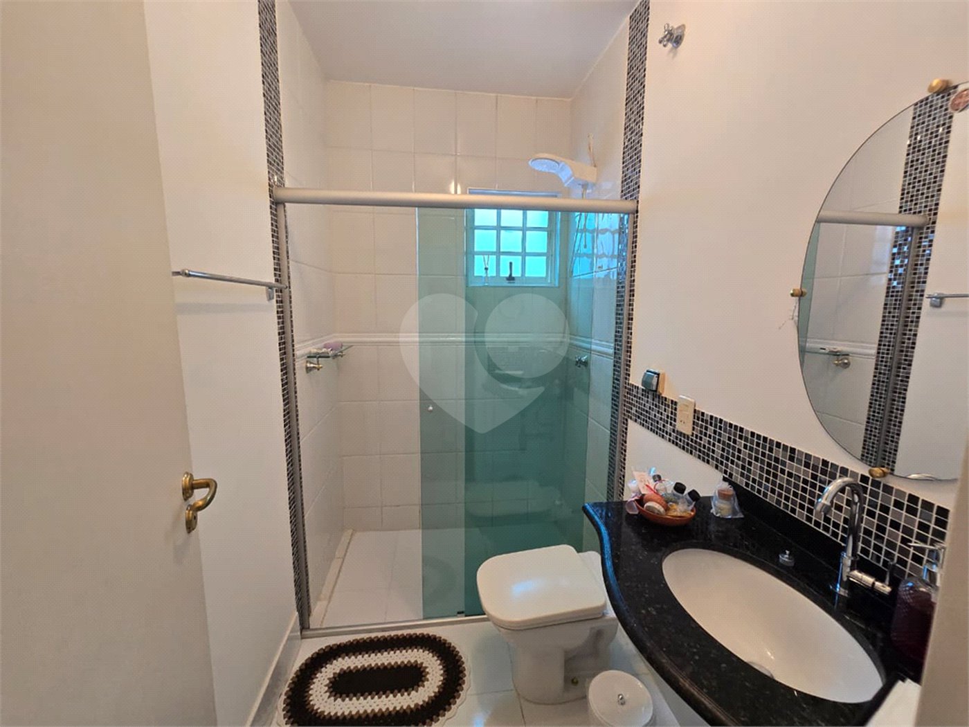 Casa à venda com 4 quartos, sendo 2 suítes,  em Vila Nastri, Itapetininga, SP