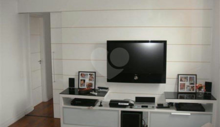 Apartamento à venda com 3 quartos, sendo 1 suíte,  em Vila Carrão, São Paulo, SP