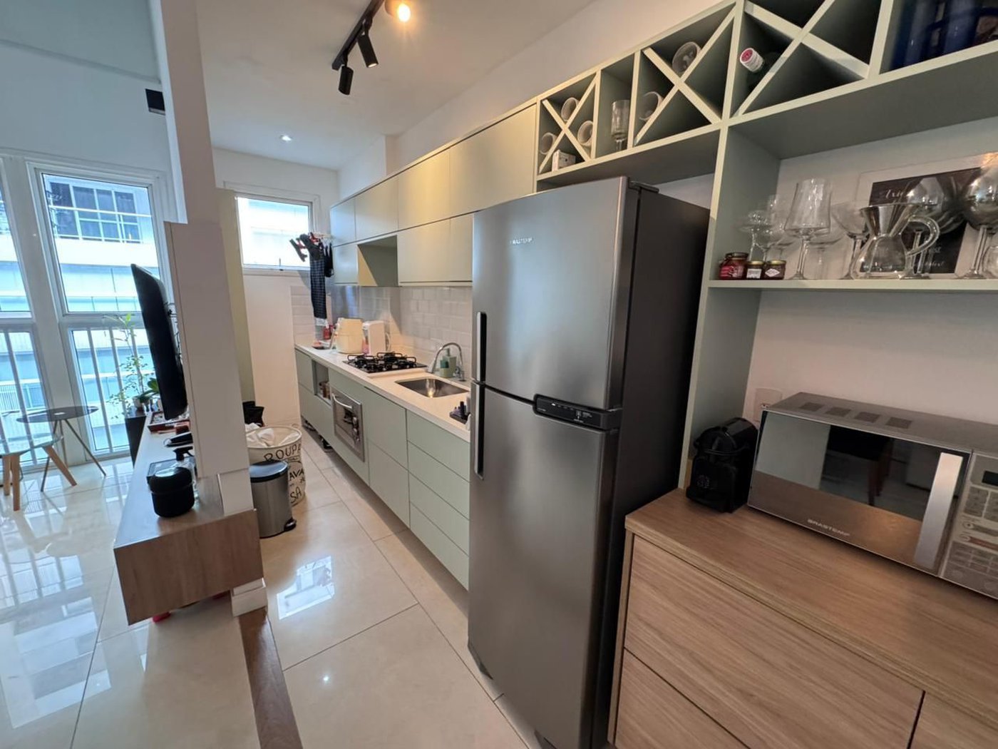Apartamento com 2 dormitórios à venda, 83 m² por R$ 750.000,00 - Gonzaga - Santos/SP