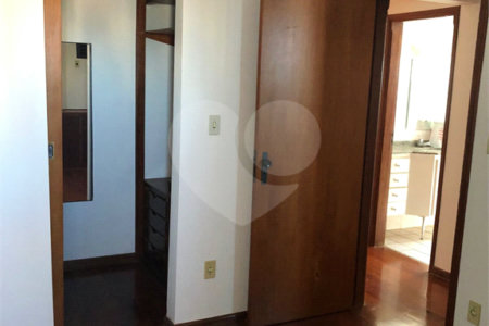 Apartamento à venda com 2 quartos, sendo 1 suíte, no Centro, Araraquara, SP