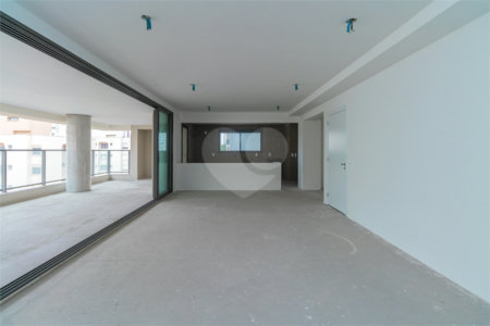 Apartamento à venda com 3 suítes em Brooklin, São Paulo, SP