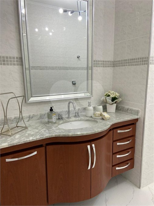 Apartamento à venda com 3 quartos, sendo 1 suíte, no Centro, Santo André, SP