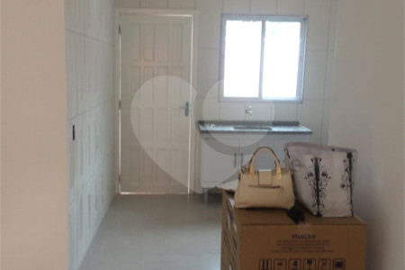 Casa à venda com 2 quartos no condomínio Cristal Boracéia I, Bertioga - SP