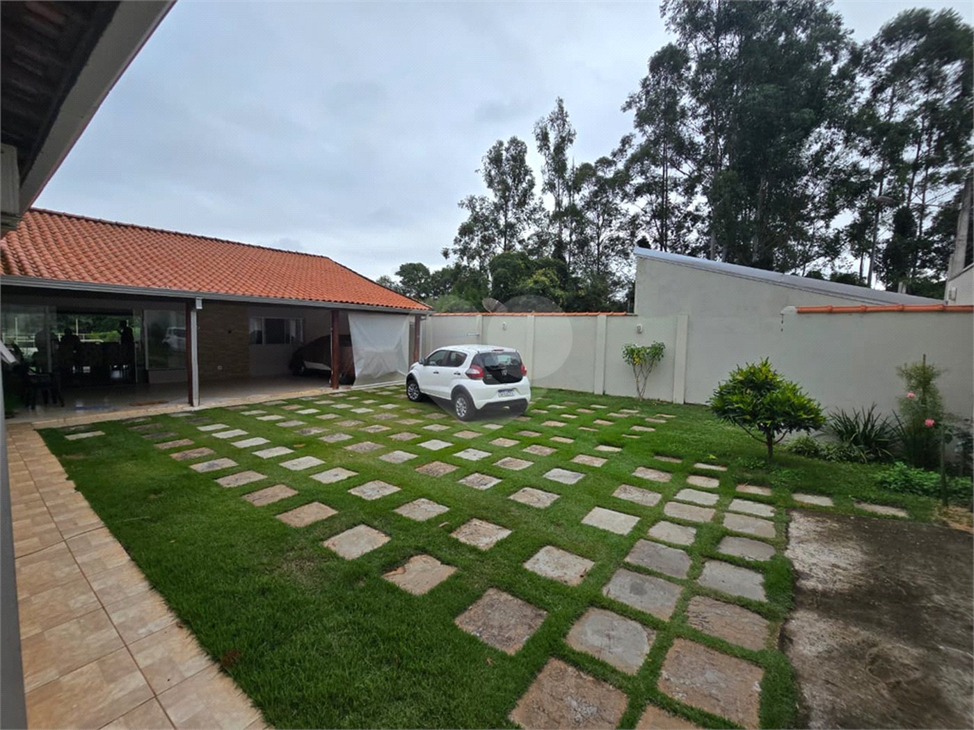 Chácara à venda com 3 quartos, sendo 1 suíte, em Cercadinho, Alambari, SP