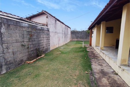 Chácara à venda com 2 suítes em Pavão (canguera), São Roque, SP