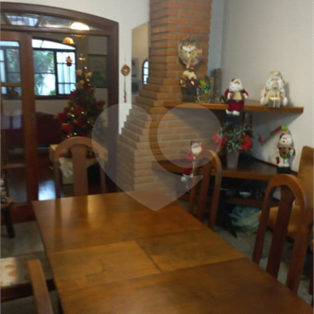 Casa à venda ou para alugar com 5 quartos, sendo 1 suíte,  em Vila Oliveira, Mogi das Cruzes, SP