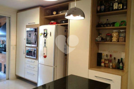 Sobrado à venda com 3 quartos, sendo 1 suíte, em Jardim São Paulo(zona Norte), São Paulo, SP
