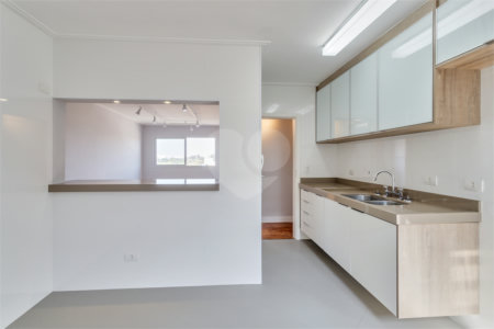 Apartamento à venda com 2 quartos, sendo 1 suíte,  em Santo Amaro, São Paulo, SP