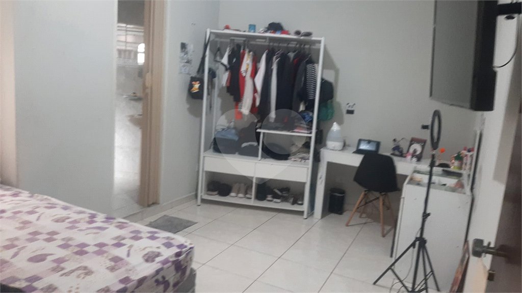Sobrado à venda com 3 suítes em Jaraguá, São Paulo, SP