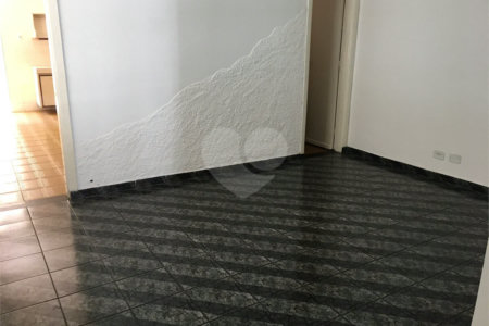 Casa à venda com 3 quartos, sendo 1 suíte, em Jardim São Paulo(zona Norte), São Paulo, SP
