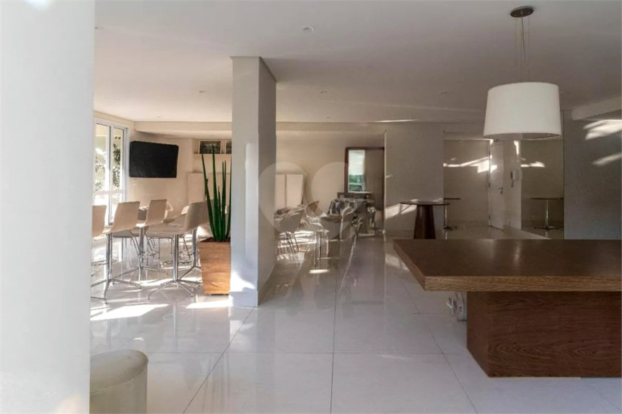 Apartamento à venda com 3 quartos, sendo 1 suíte, em Vila Dom Pedro Ii, São Paulo, SP