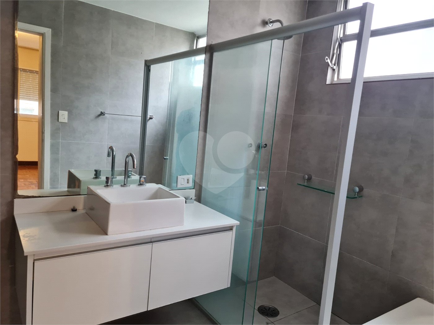 Apartamento à venda ou para alugar com 3 quartos, sendo 1 suíte, em Itaim Bibi, São Paulo, SP