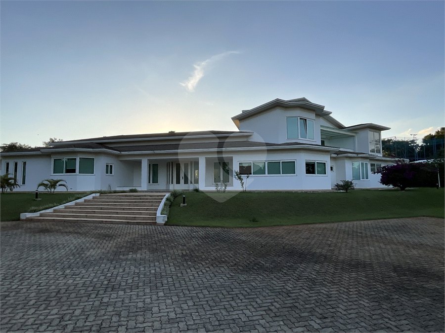 Casa à venda com 6 quartos, sendo 5 suítes, no condomínio City Castelo, Itu - SP