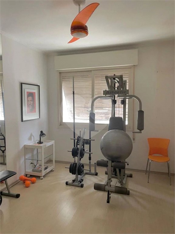 Apartamento à venda com 3 quartos, sendo 1 suíte, em Cerqueira César, São Paulo, SP