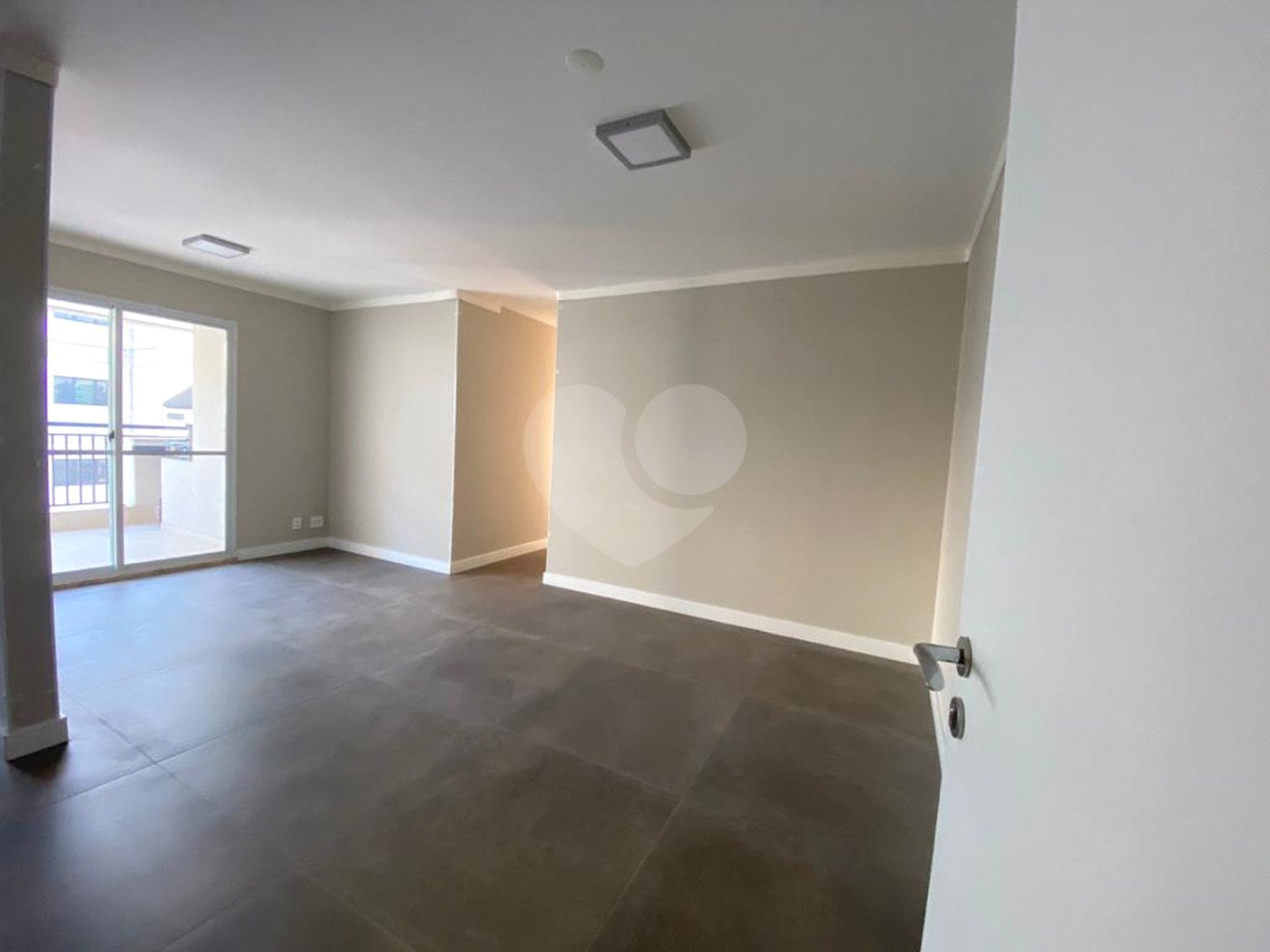 Apartamento à venda com 3 quartos, sendo 1 suíte, em Vila Guilherme, São Paulo, SP